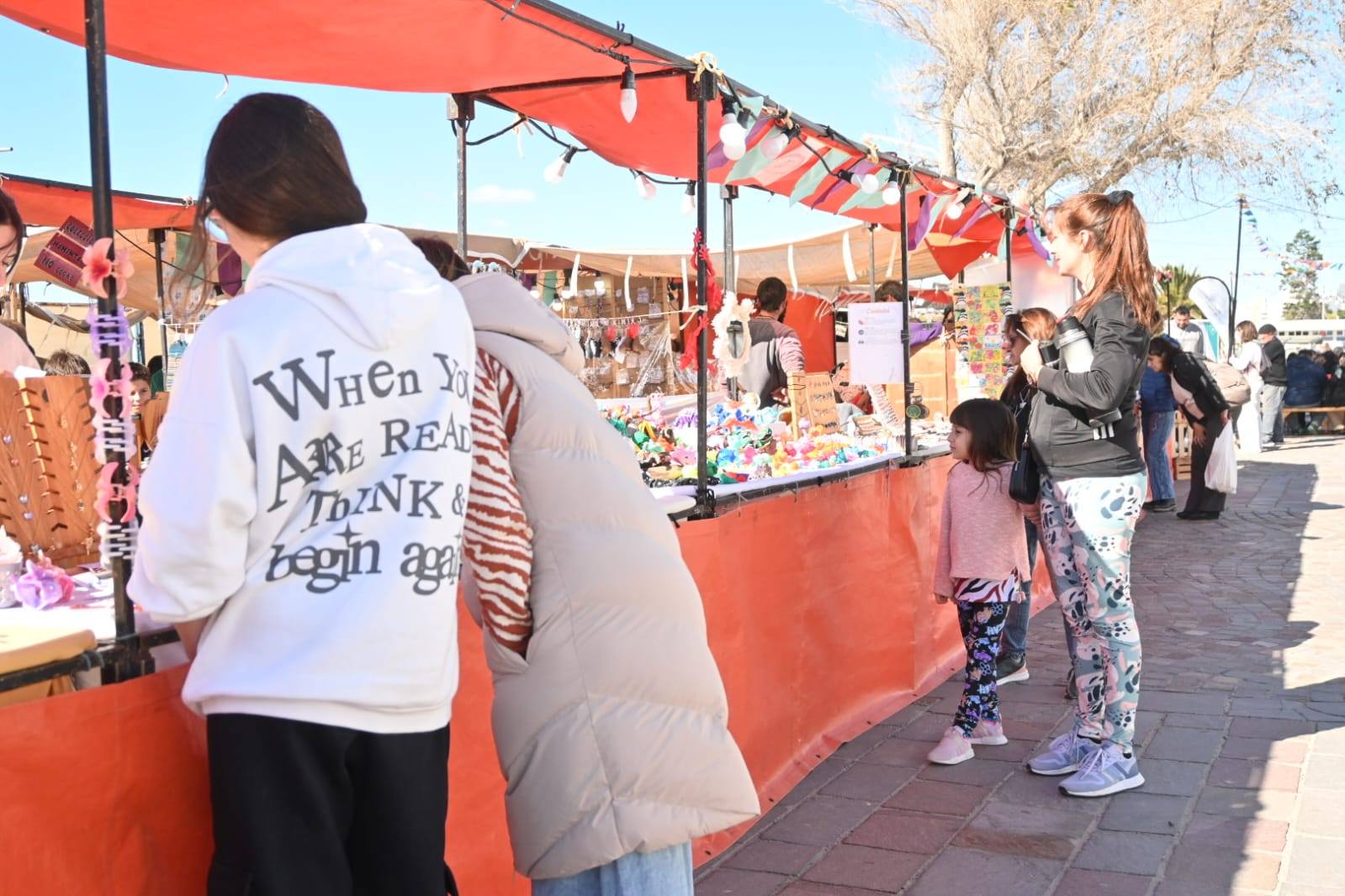 El Mercado Cultural vuelve al centro con propuestas abiertas a la comunidad