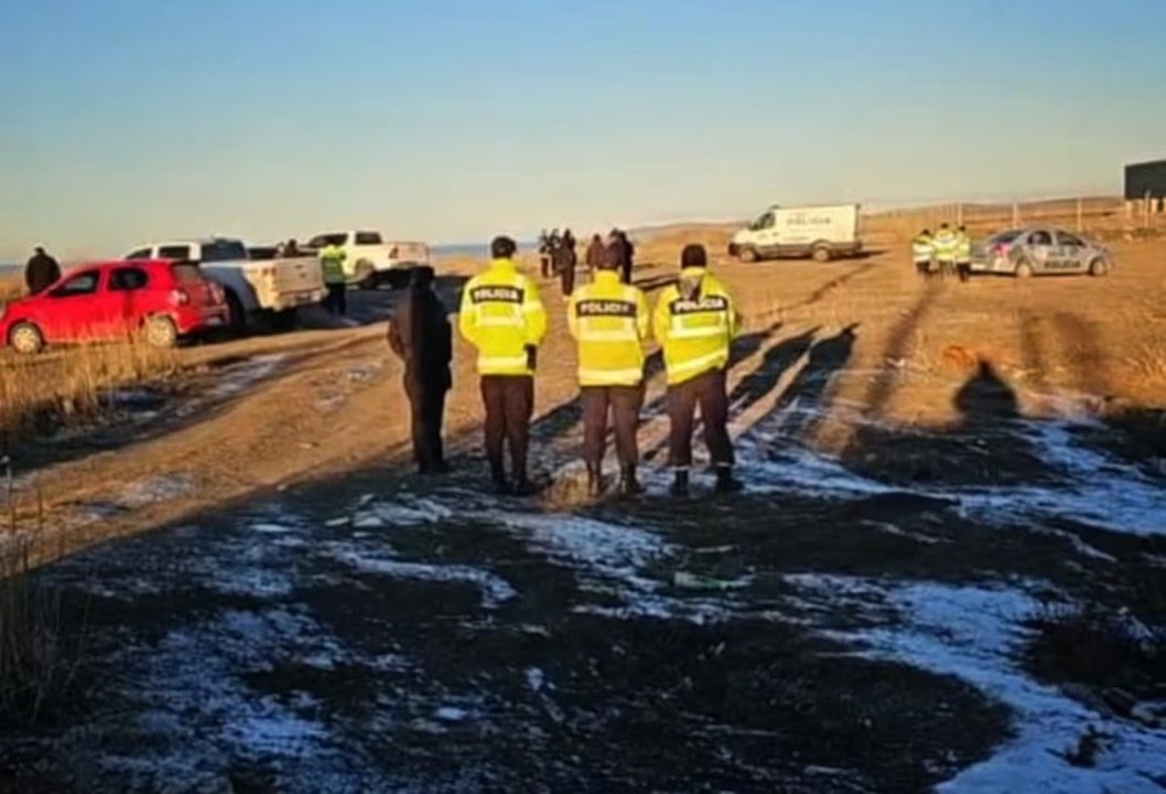 Hallan sin vida a mujer de 32 años en playa: investigan circunstancias