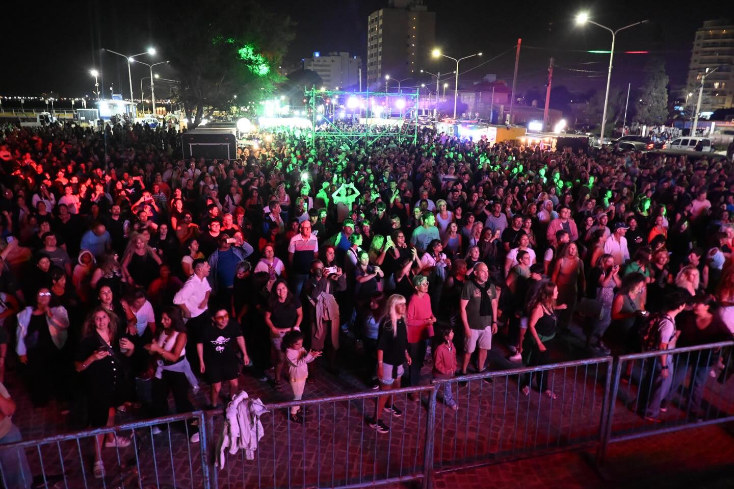 Vuelve “Disco bajo las estrellas” al Playón Recreativo