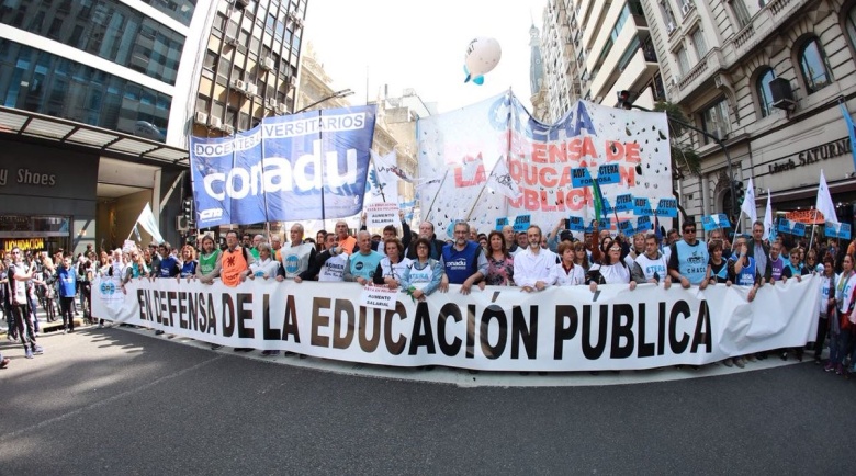 Docentes universitarios realizarán paro nacional el 12 de agosto