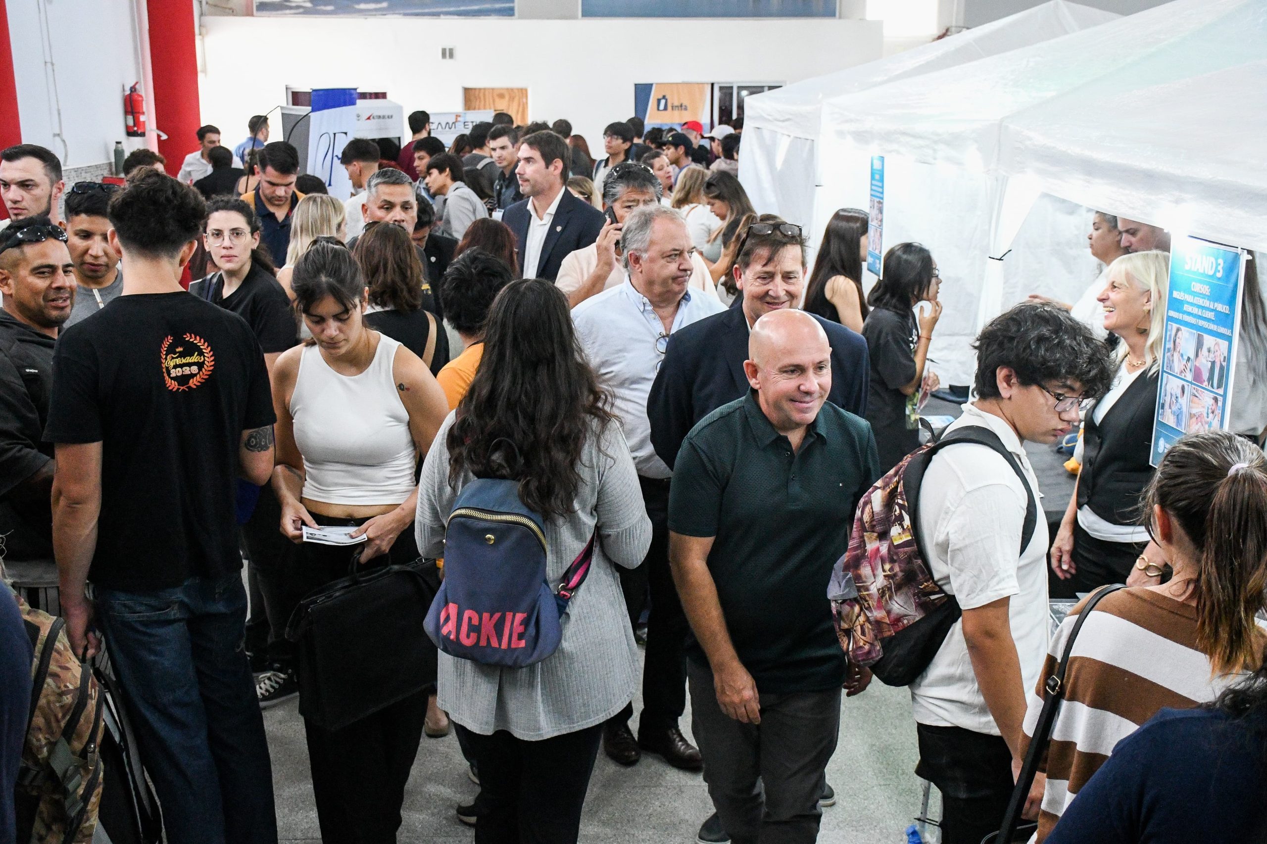 La Expo Empleo convocó a cientos de vecinos