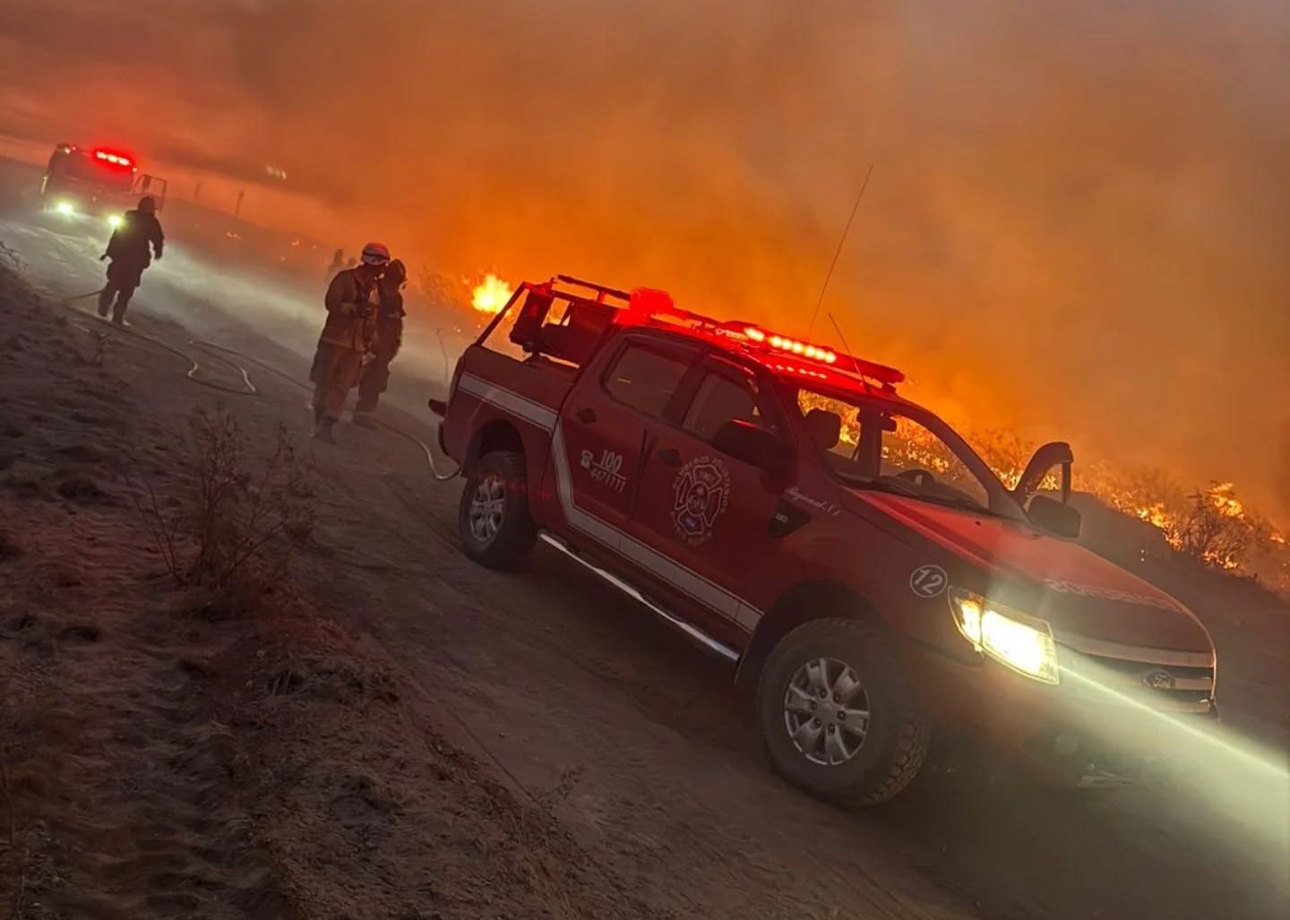 El incendio sobre la Ruta 3 arrasó 1.700 hectáreas entre Trelew y Madryn