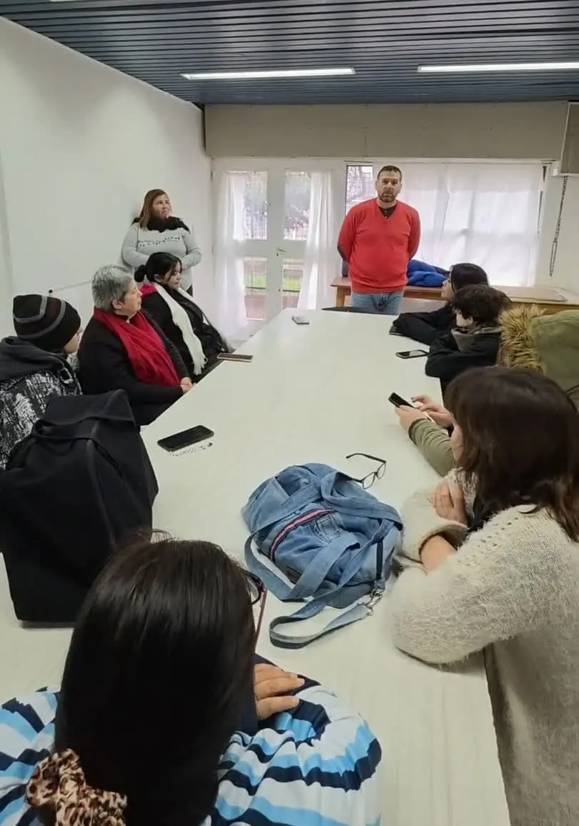 Trelew lanza el taller gratuito de diseño y confección 'Recrear la Moda'