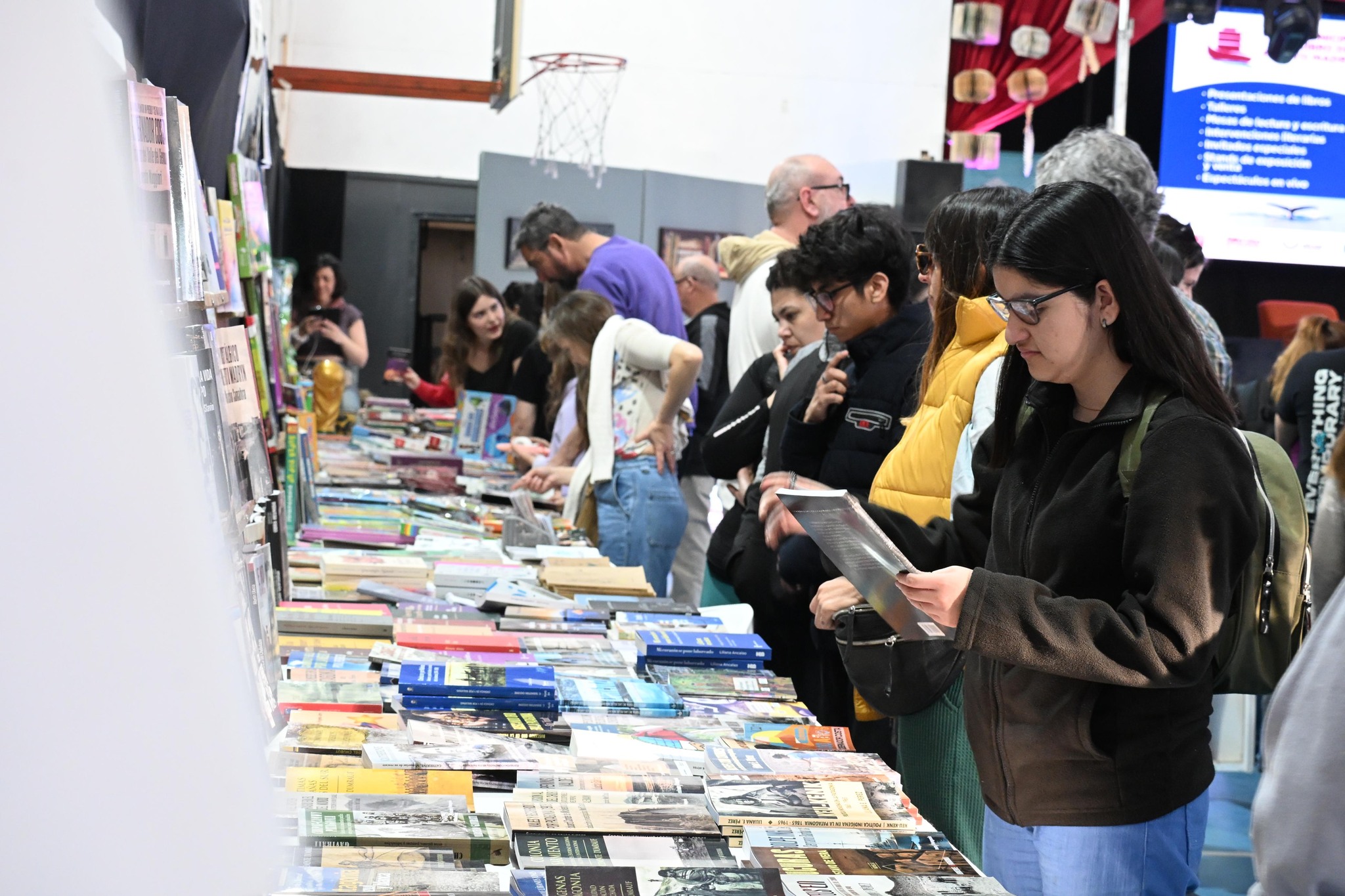 Escuelas de Madryn, invitadas a participar en la V Feria del Libro