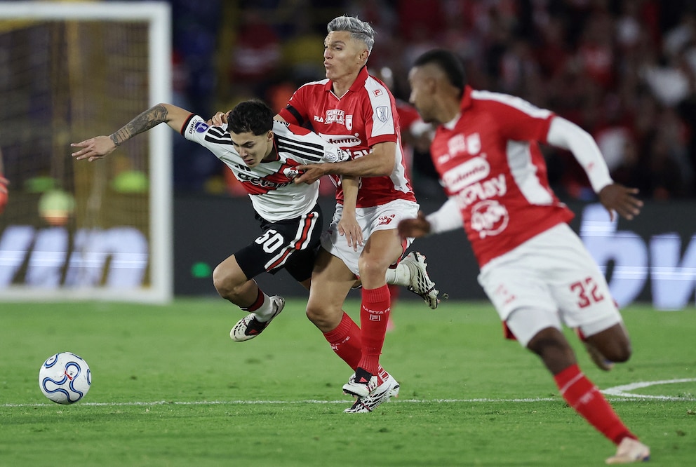 River Plate enfrenta a Independiente Santa Fe en busca de cuartos de final de la Sudamericana