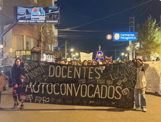Masivas movilizaciones docentes en Madryn y Trelew