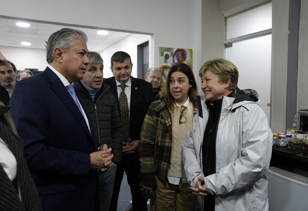 Visita de la directora del FMI a Loma Campana: Impresiones locales