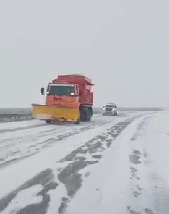 Dificultades en la Ruta 3 por nieve y escarcha cerca de Comodoro